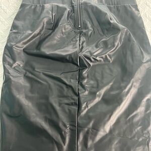 Never worn, pleather pencil skirt